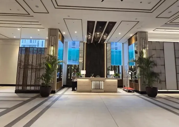 New Near Lasalle, Pgh, Upm, Lrt, Moa, Makati