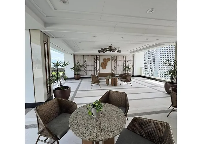 Apartment New Near Lasalle, Pgh, Upm, Lrt, Moa, Makati