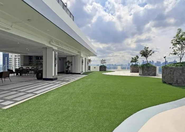 Apartment New Near Lasalle, Pgh, Upm, Lrt, Moa, Makati *