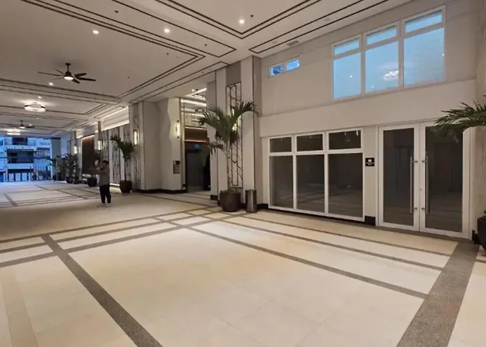 New Near Lasalle, Pgh, Upm, Lrt, Moa, Makati * Manila